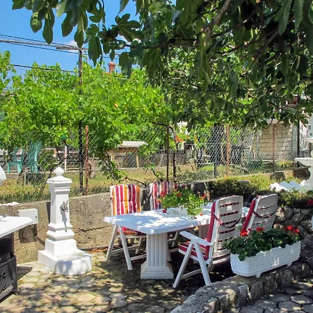 Dilly-3 By Interhome Apartamento