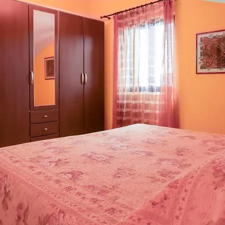 Dilly-3 By Interhome Apartamento