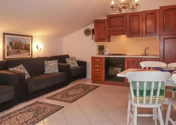 Dilly-3 By Interhome Appartamento Pinezići