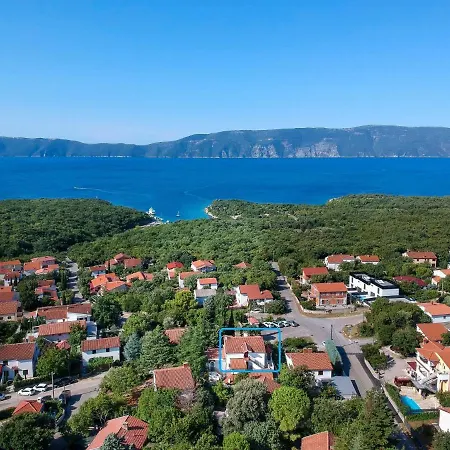 Dilly-3 By Interhome